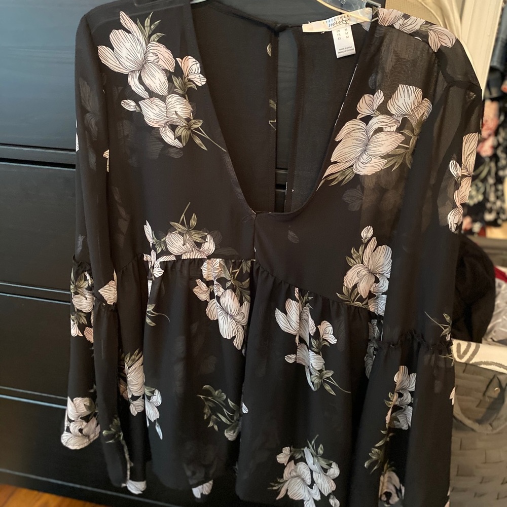 Blouse, long bell sleeves, sheer, black size M